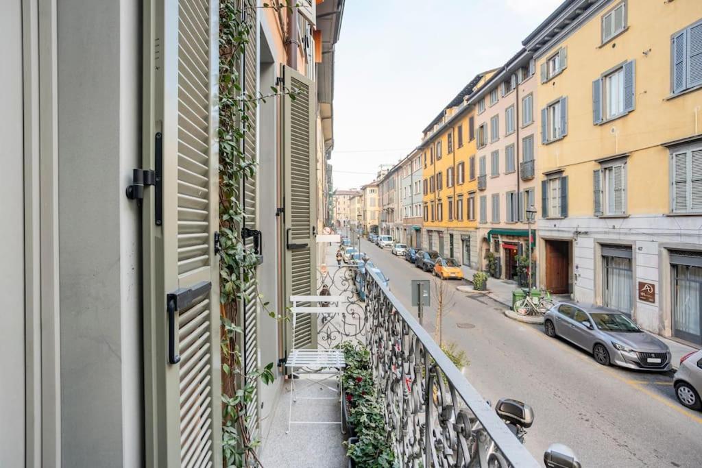 Bergamo Center Suite Mia - Modern & Green + Wifi المظهر الخارجي الصورة